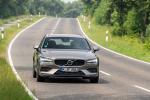 Volvo V60 D4 Momentum 2018 года (WW)